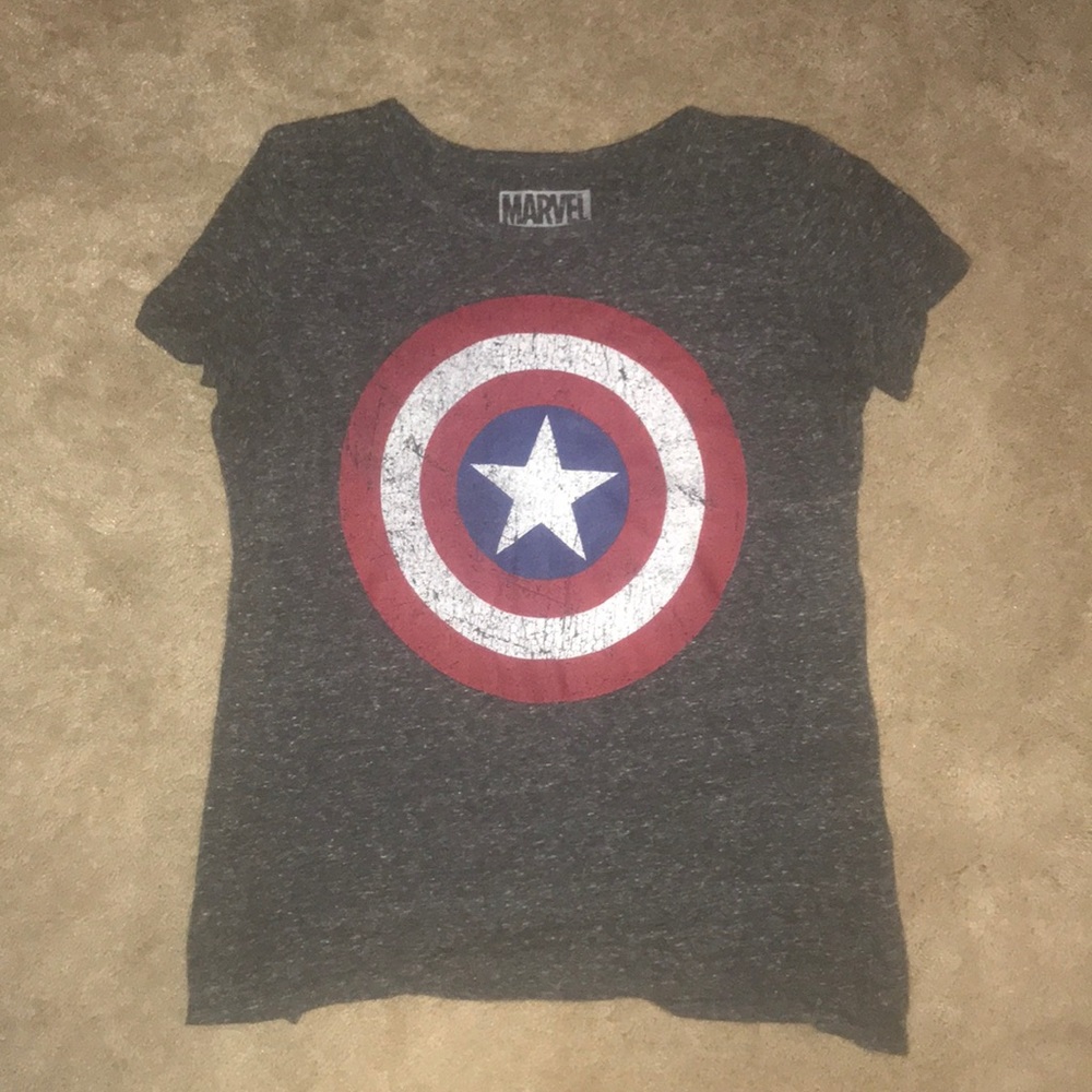 Captain America T-shirt